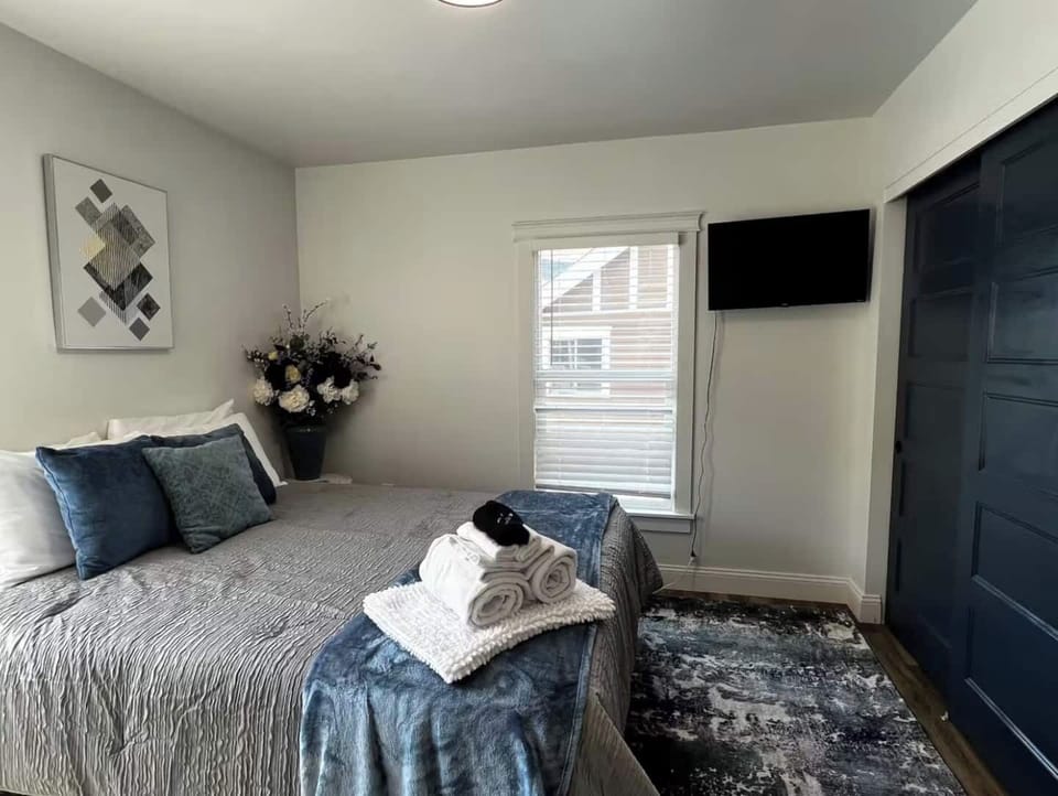 Quality furnishings make this space inviting.

