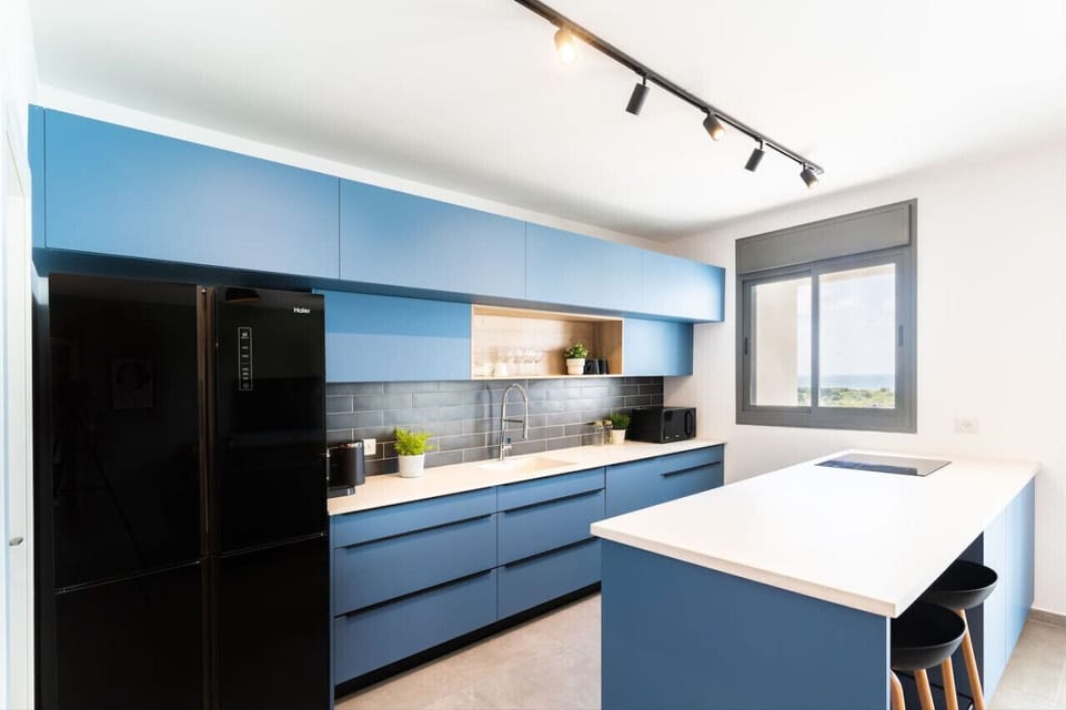Neat and modern style of kitchen area
