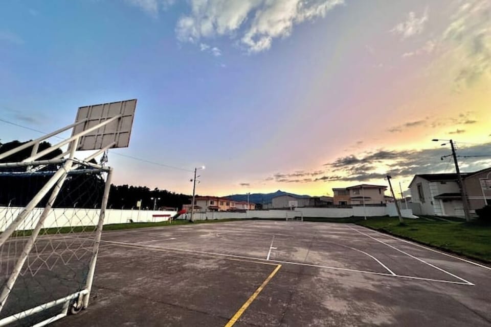 Sport court