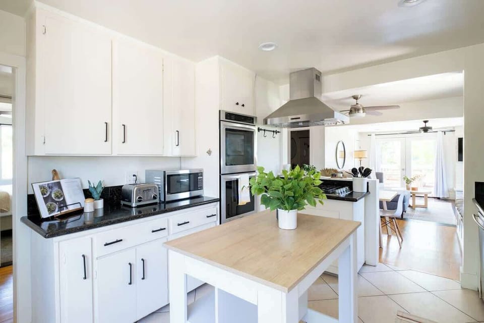 The kitchen comes fully equipped with everything you could need