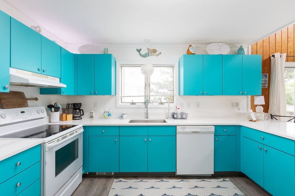 Fully Stocked Kitchen