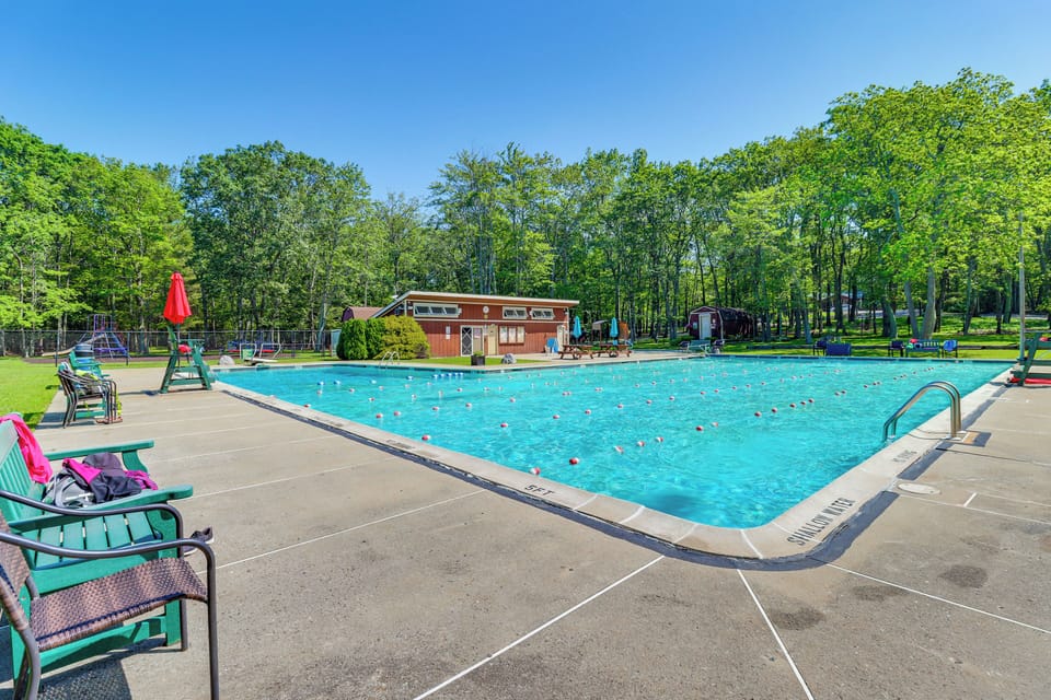 Jim Thorpe Vacation Rental | 3BR | 1.5BA | 1,425 Sq Ft | 3 Steps Required