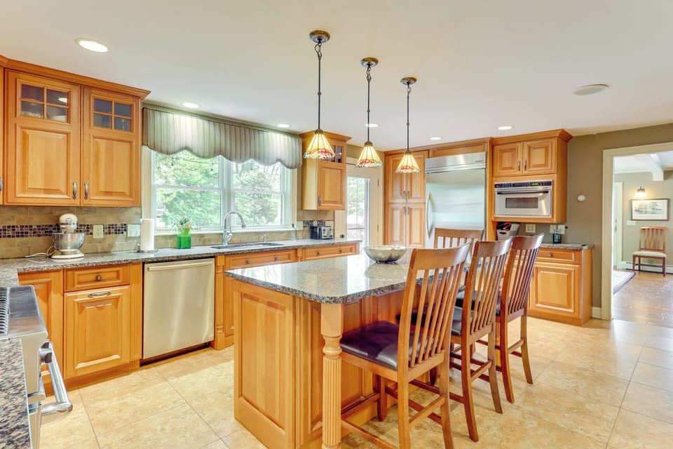 Kitchen | Cooking Basics | Main House