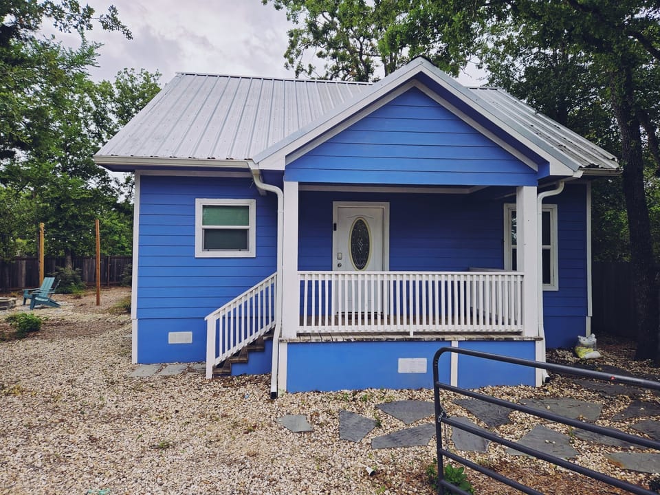 Welcome to Walnut Cottage!