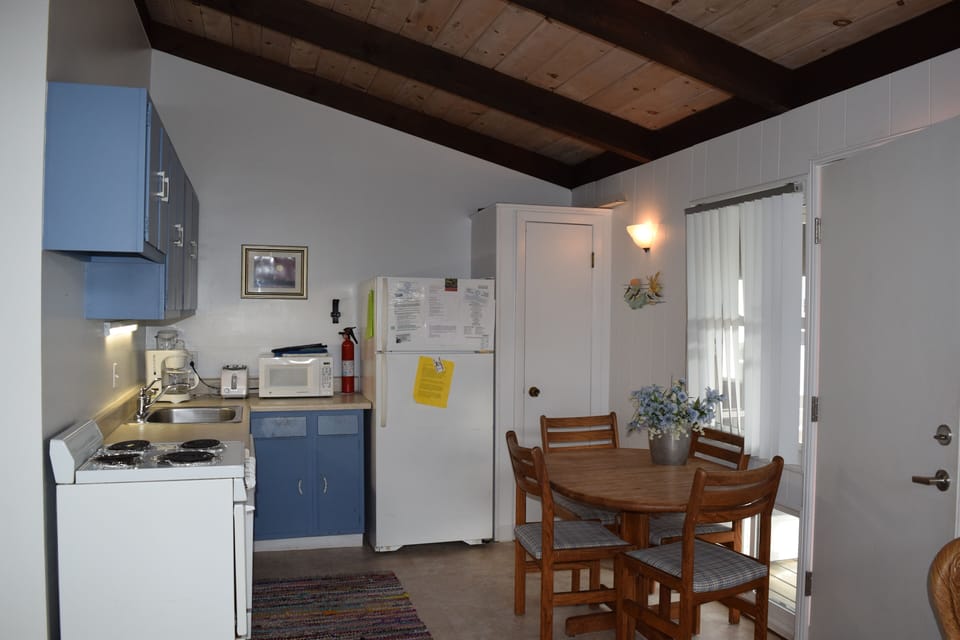 Well equipped kitchen