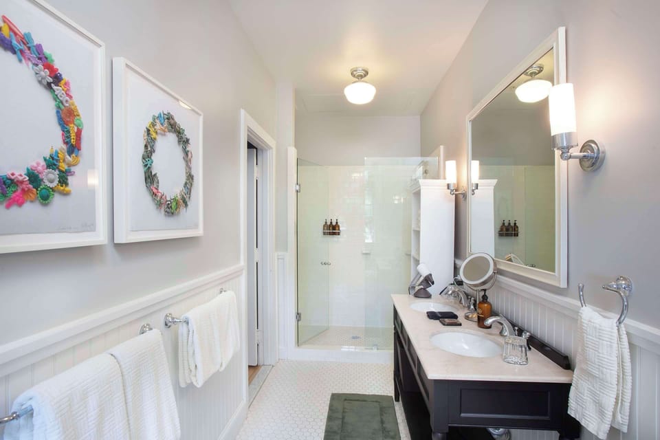 Historic King Suite with City View