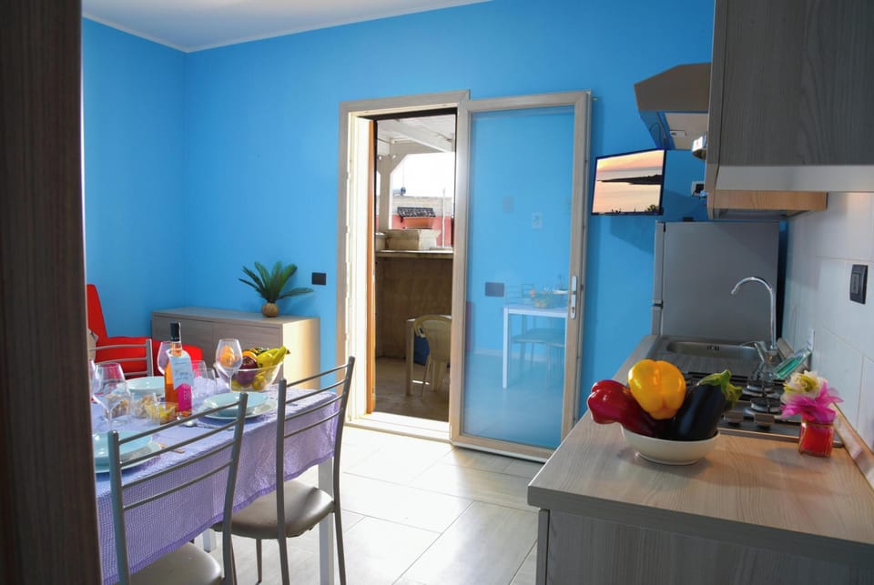 Kitchen and dining area