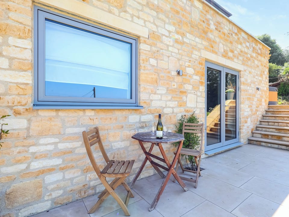 Sitting-out-area | Lower Mount Orchard, Stroud