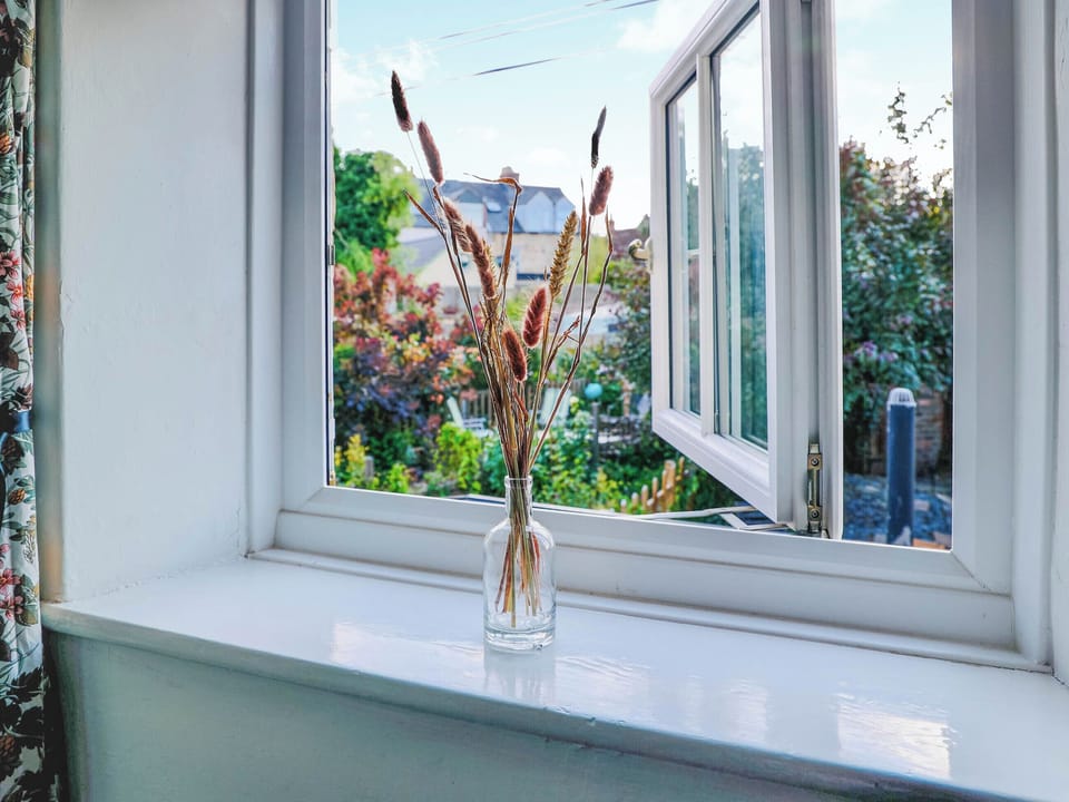 View of the village | Pam&rsquo;s Cottage, Cheltenham