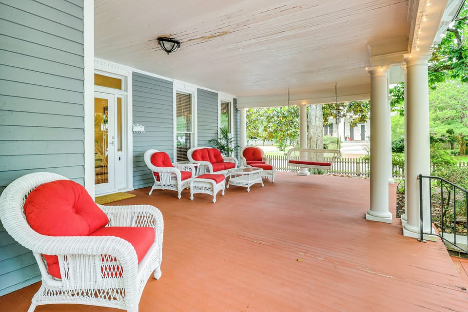 Covered Front Porch | Seating | Swing