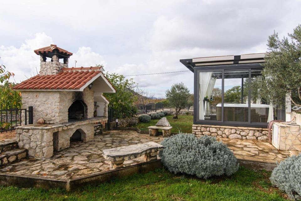 Holiday Home Facilities and Services