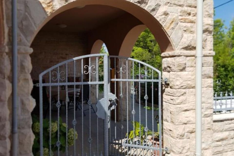 Holiday Home Facilities and Services