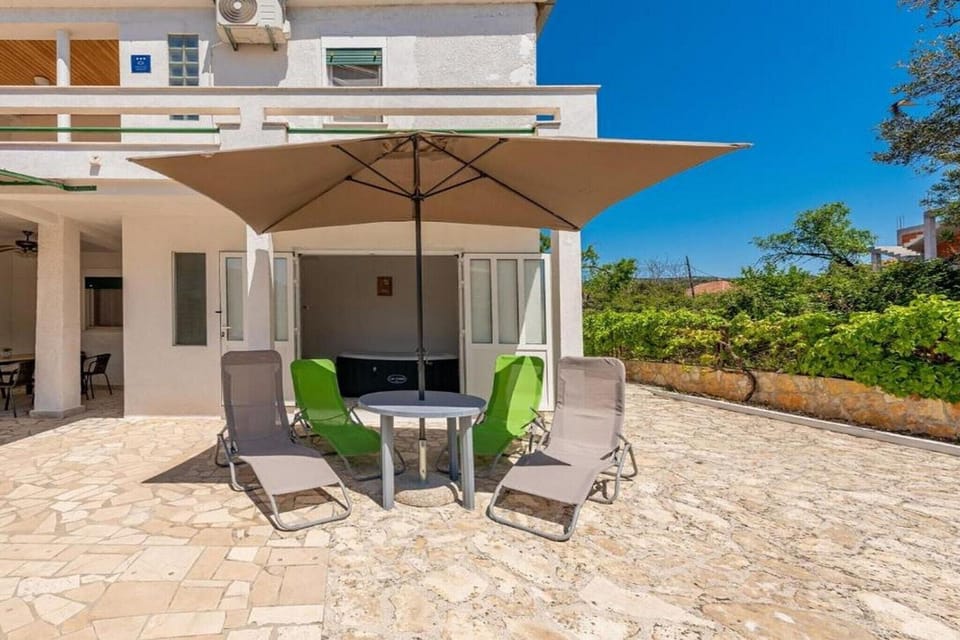 Holiday Home Facilities and Services