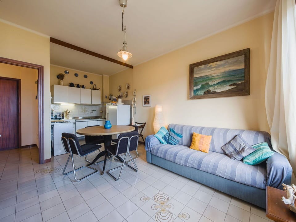 Apartment, Swimming Pool, Condominium, Shade, Resort Town, Resort, Hotel, Balcony