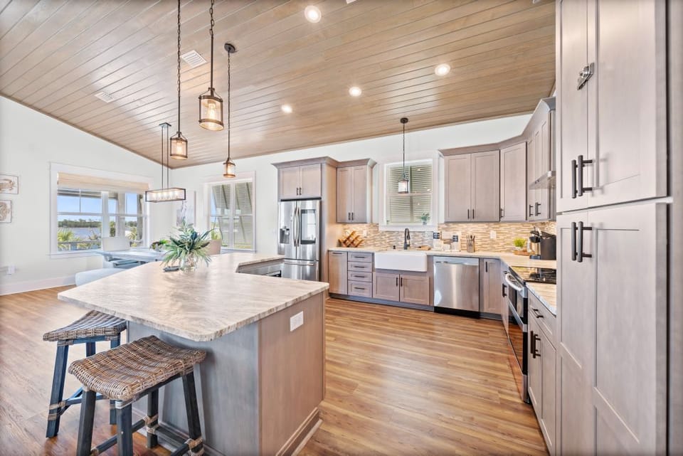 10 His & Hers Kitchen