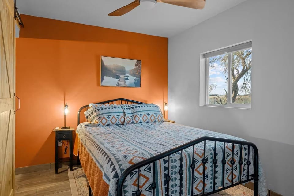 113-web-or-mls-bungalow bed