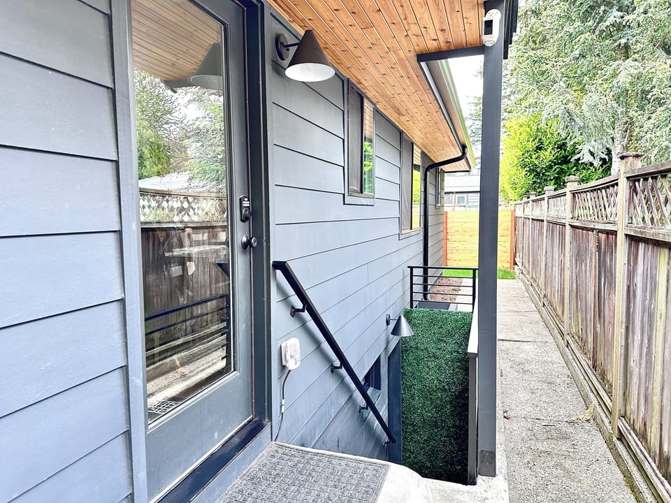 The private studio entrance is located downstairs.