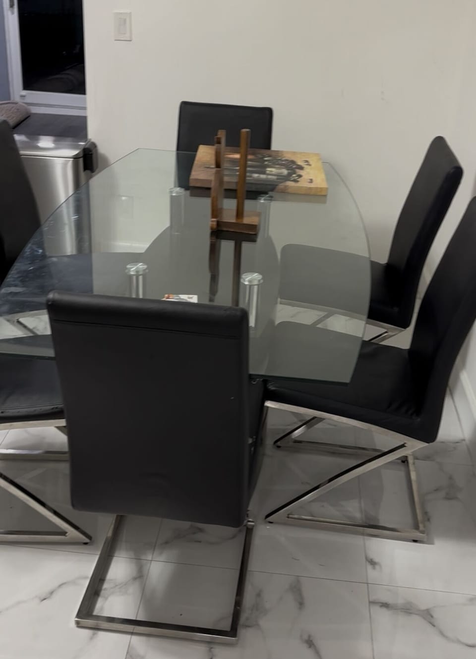 6 seater dining table