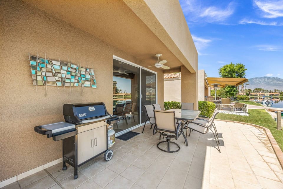 Outdoor Dining and BBQ
