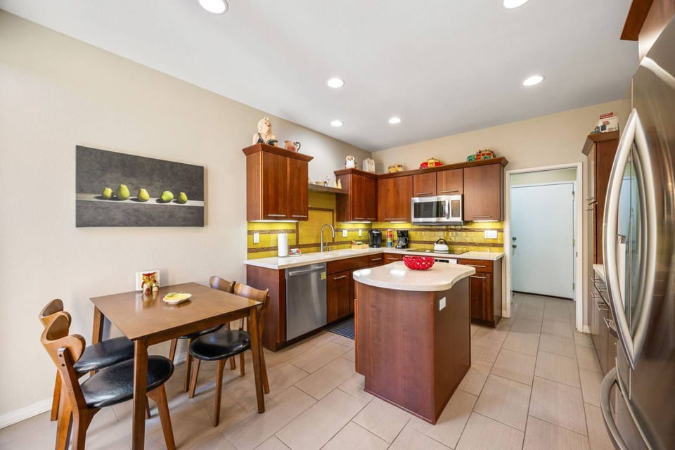 Open Kitchen with Island