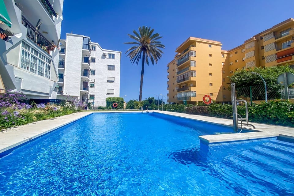 Holiday Home Swimming Pool