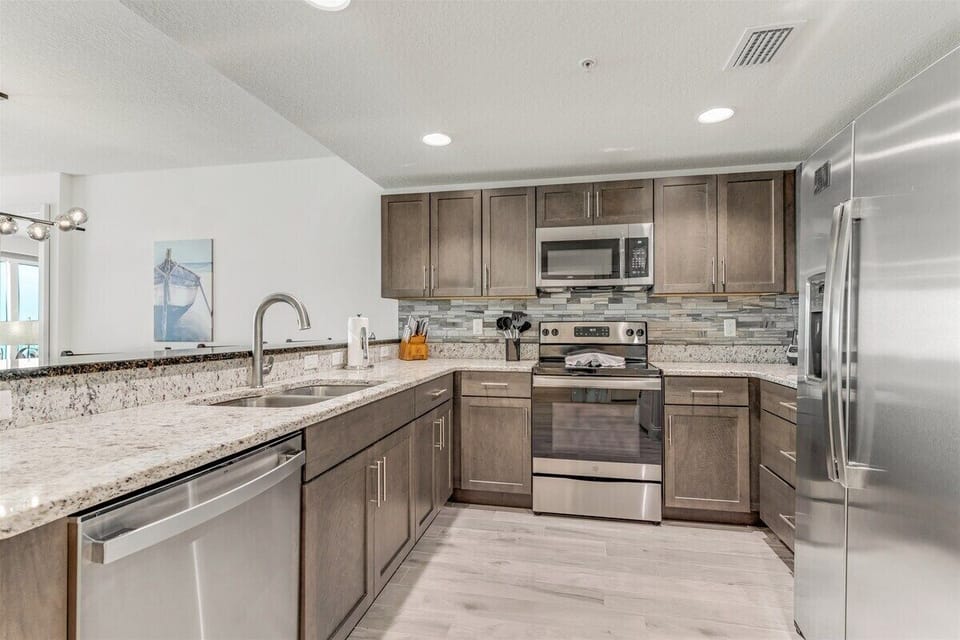 Full Kitchen