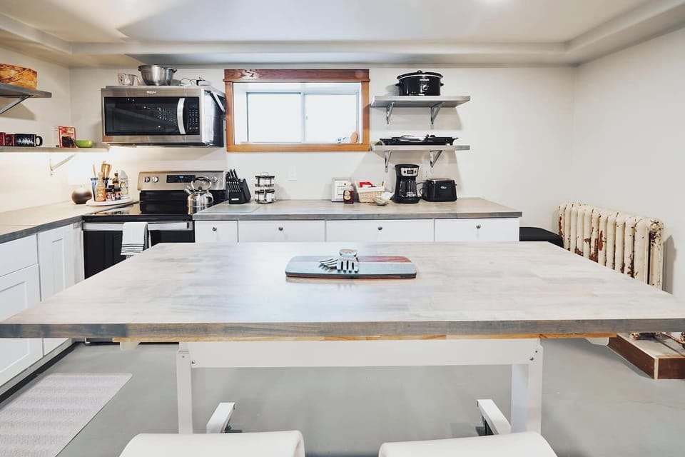 Kitchen island