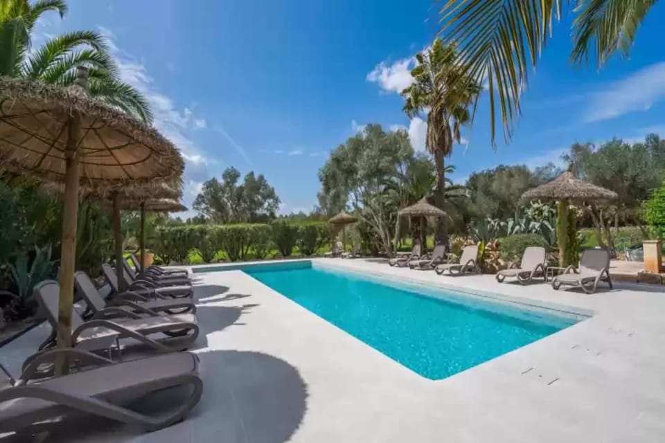 Holiday Home Swimming Pool