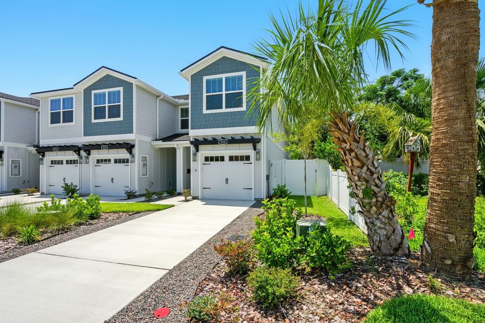 326 12th Ave N
Jacksonville Beach, FL 32250