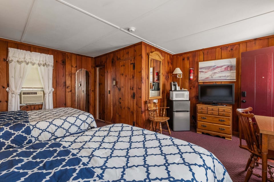 Roomy interior with smart layout, allowing everyone to relax without feeling cramped.