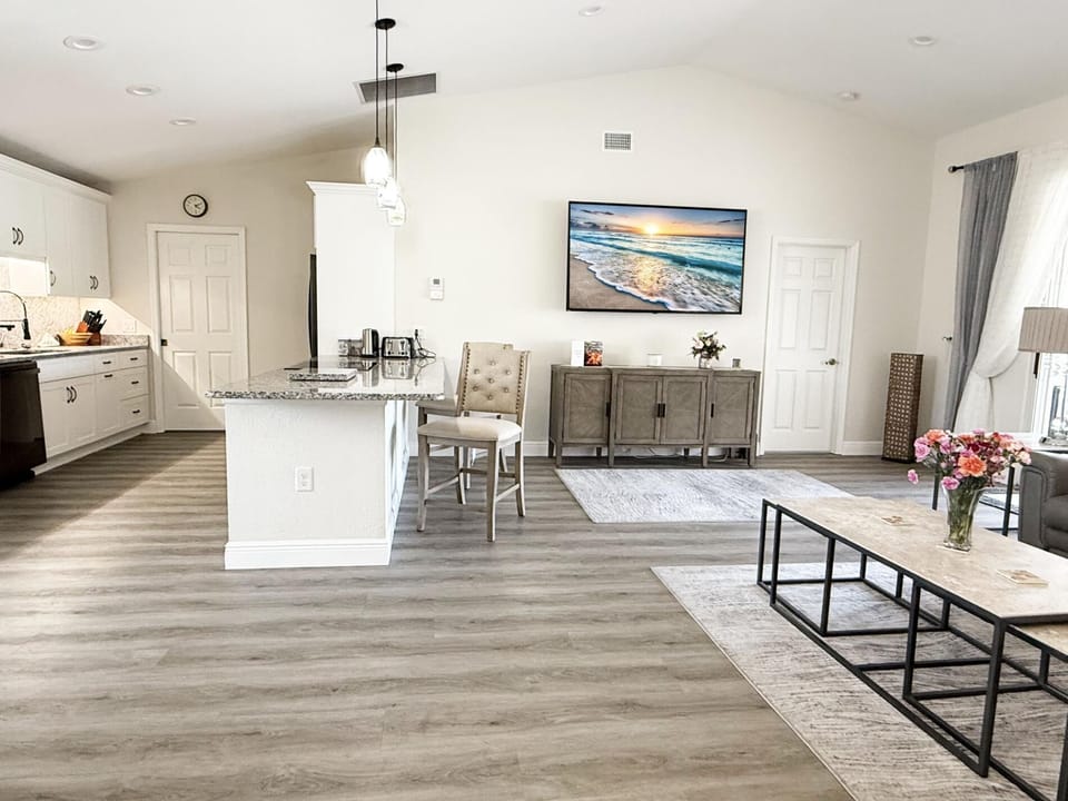Gated Golf Getaway w/ Heated Pool & Views (3474)