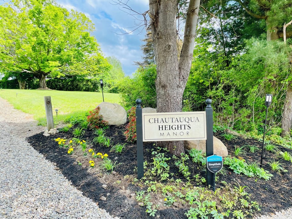 Entrance Sign