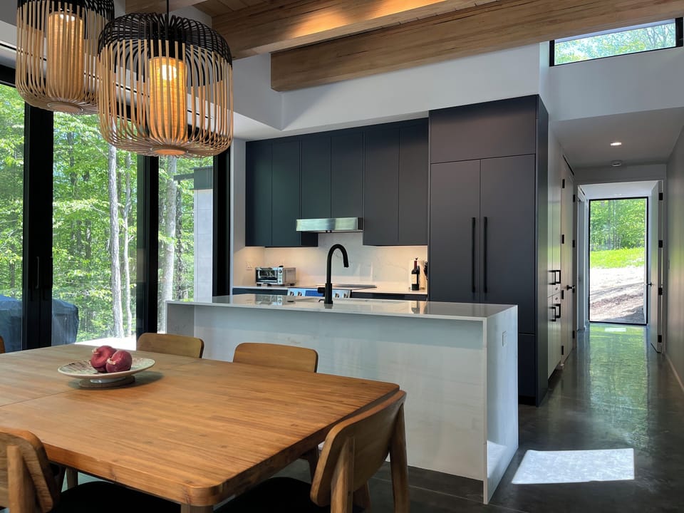 Kitchen & Dining room