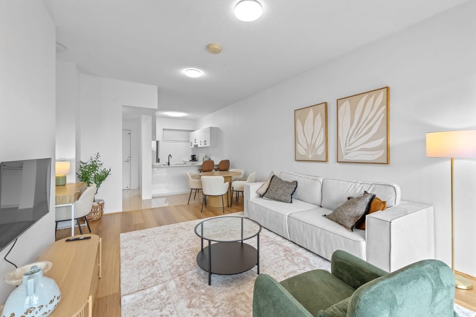 Living Area/Dining Area/Kitchen
