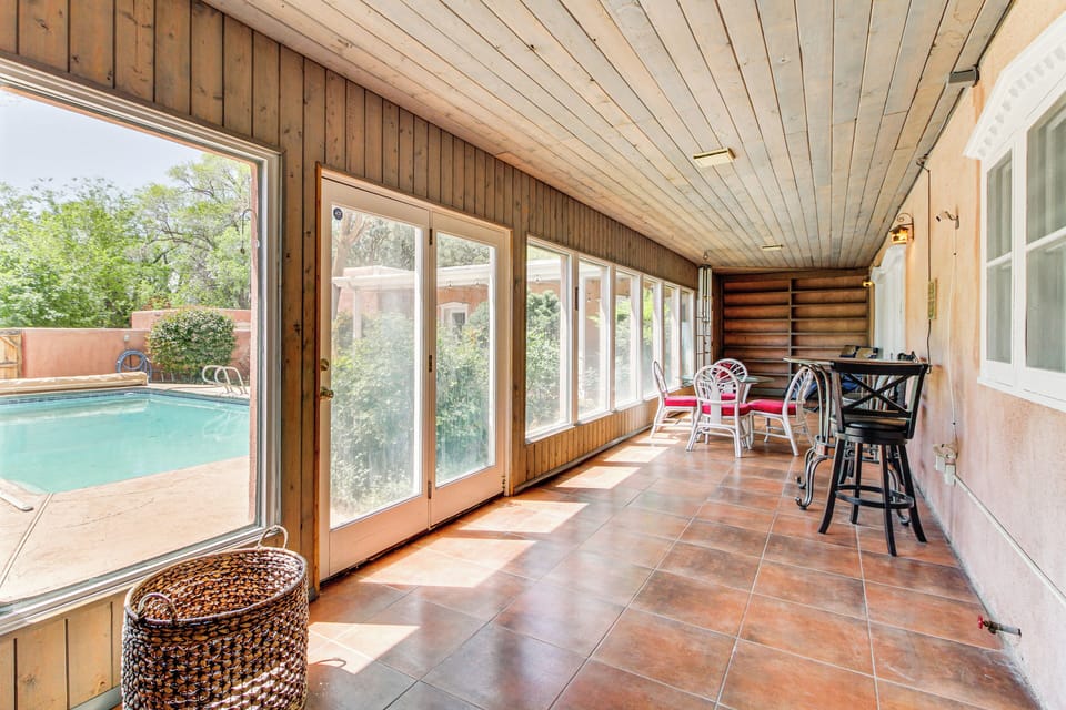 Enclosed Sunroom | Dining Areas | Pool Views