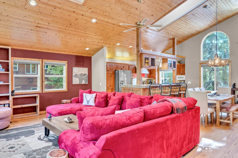 Living room 1: Main floor, gas fireplace, deck access, central heat and A/C