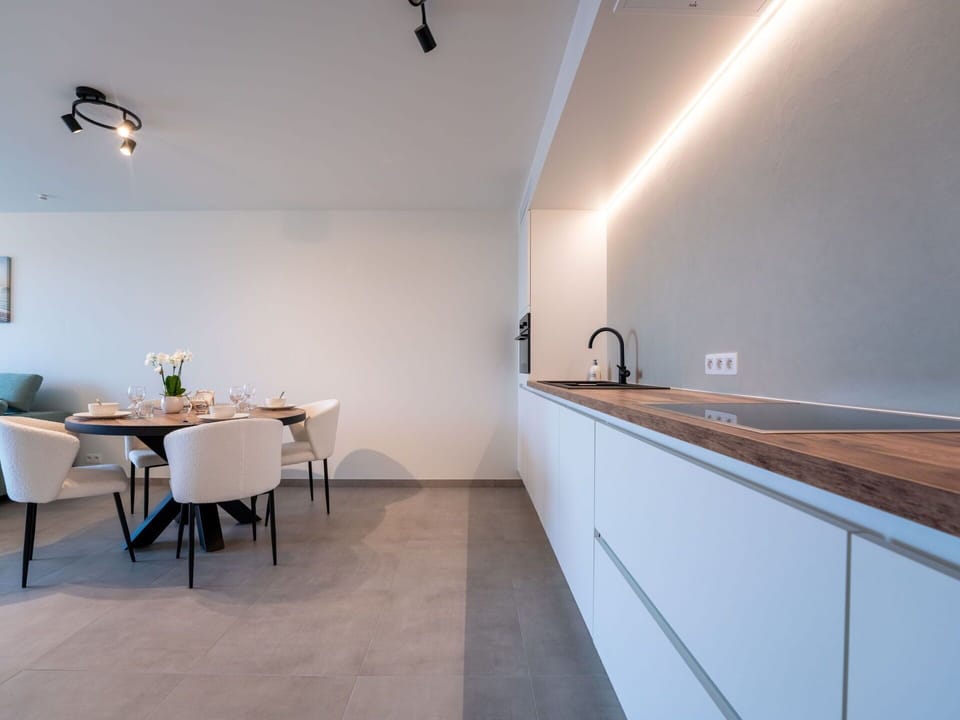 Interior Design, Ceiling, Flooring, Light Fixture, Countertop, Lighting, Kitchen, Floor, Home, Room