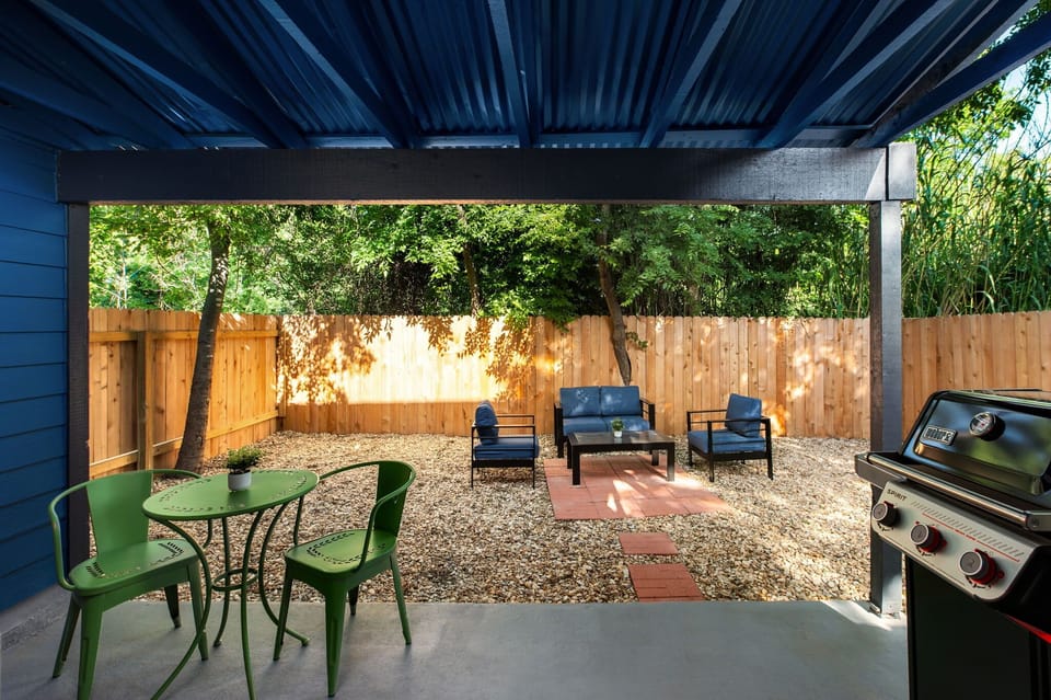 A gathering spot where comfort meets flavor.