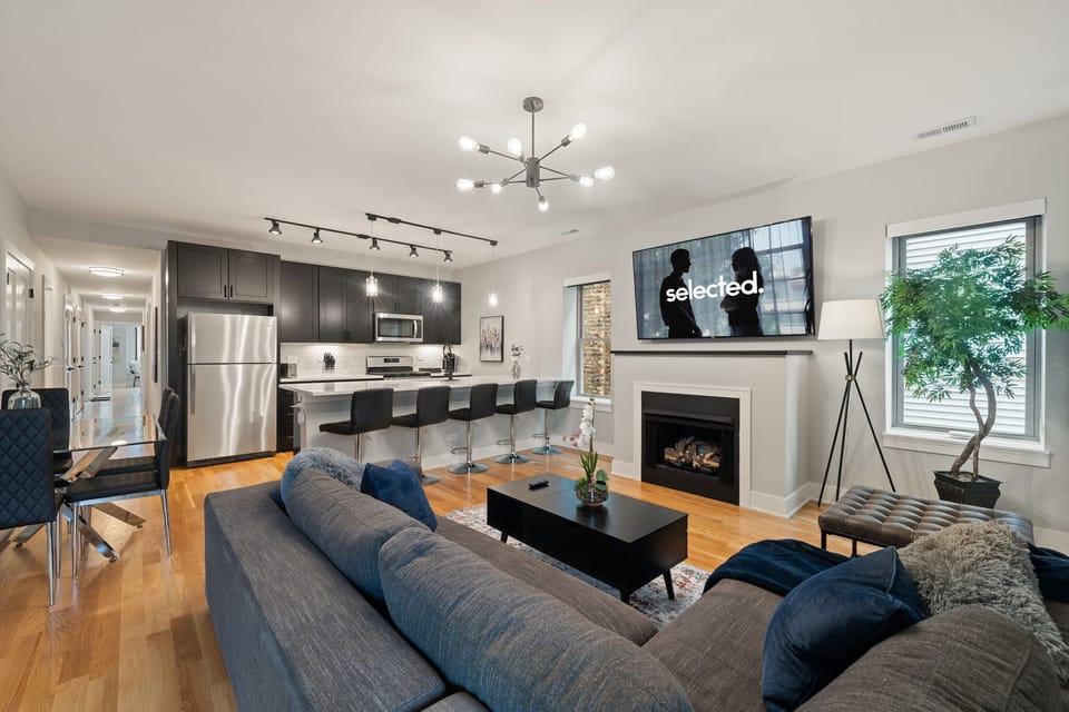 Inviting living room set up for movie nights & laid-back hangs.