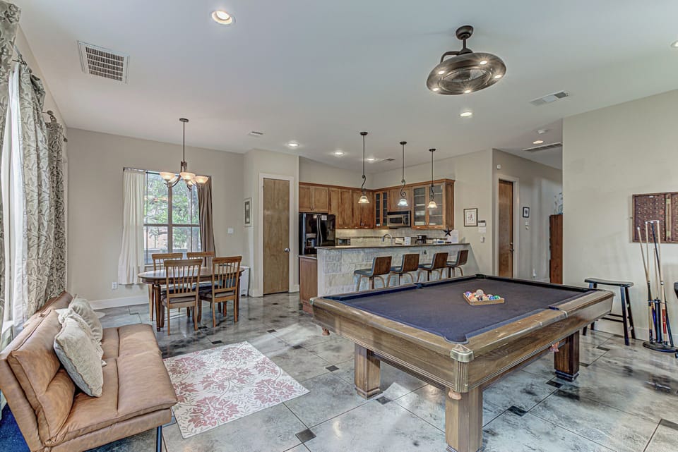 Retreat to Rosedale Hideaway