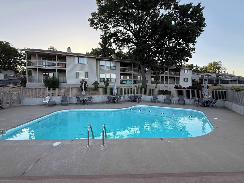 Take advantage of the complex amenities 