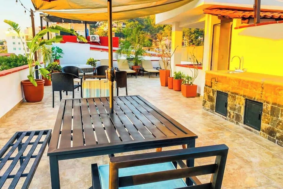 Here you can enjoy a meal al fresco