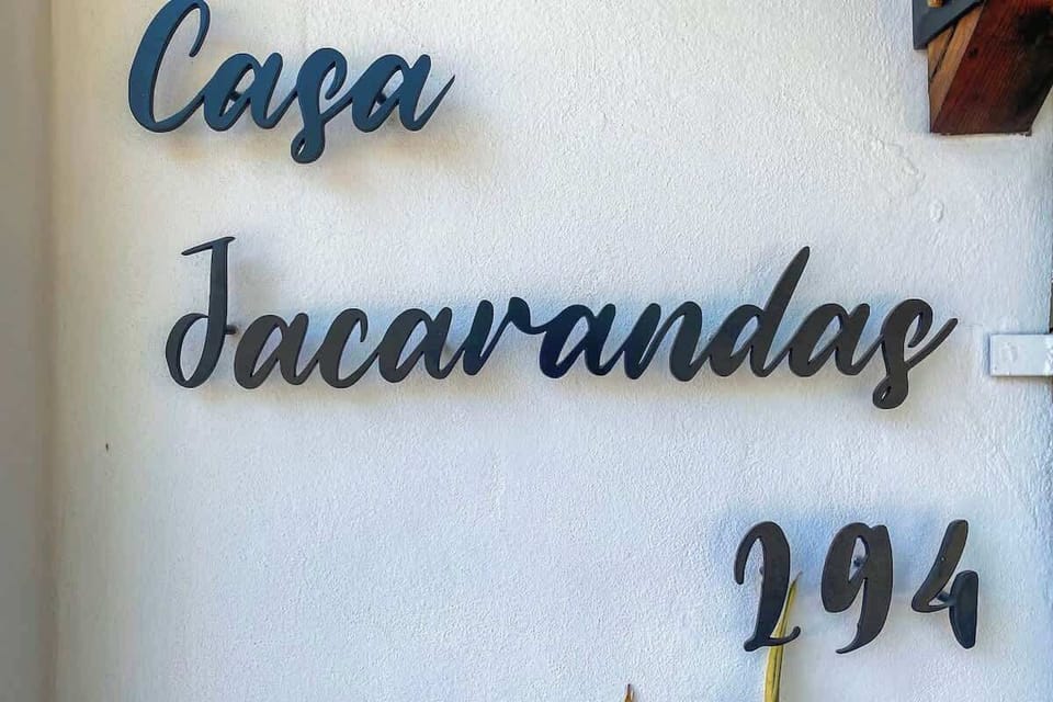 Casa Jacarandas