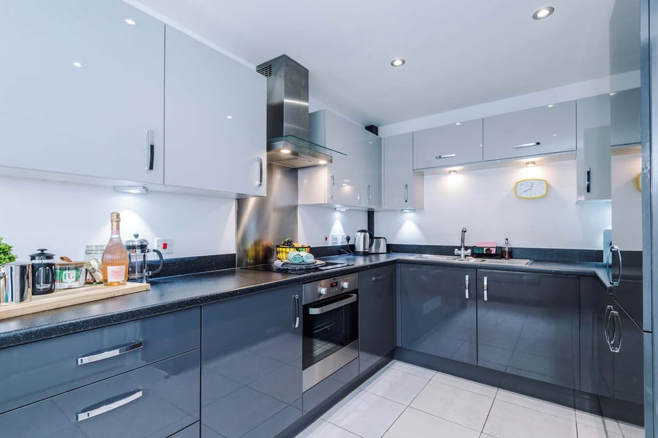 The modern kitchen is equipped with everything you need to prepare a meal whilst away. It features a toaster, kettle, microwave, coffee machine, dishwasher and washing machine!