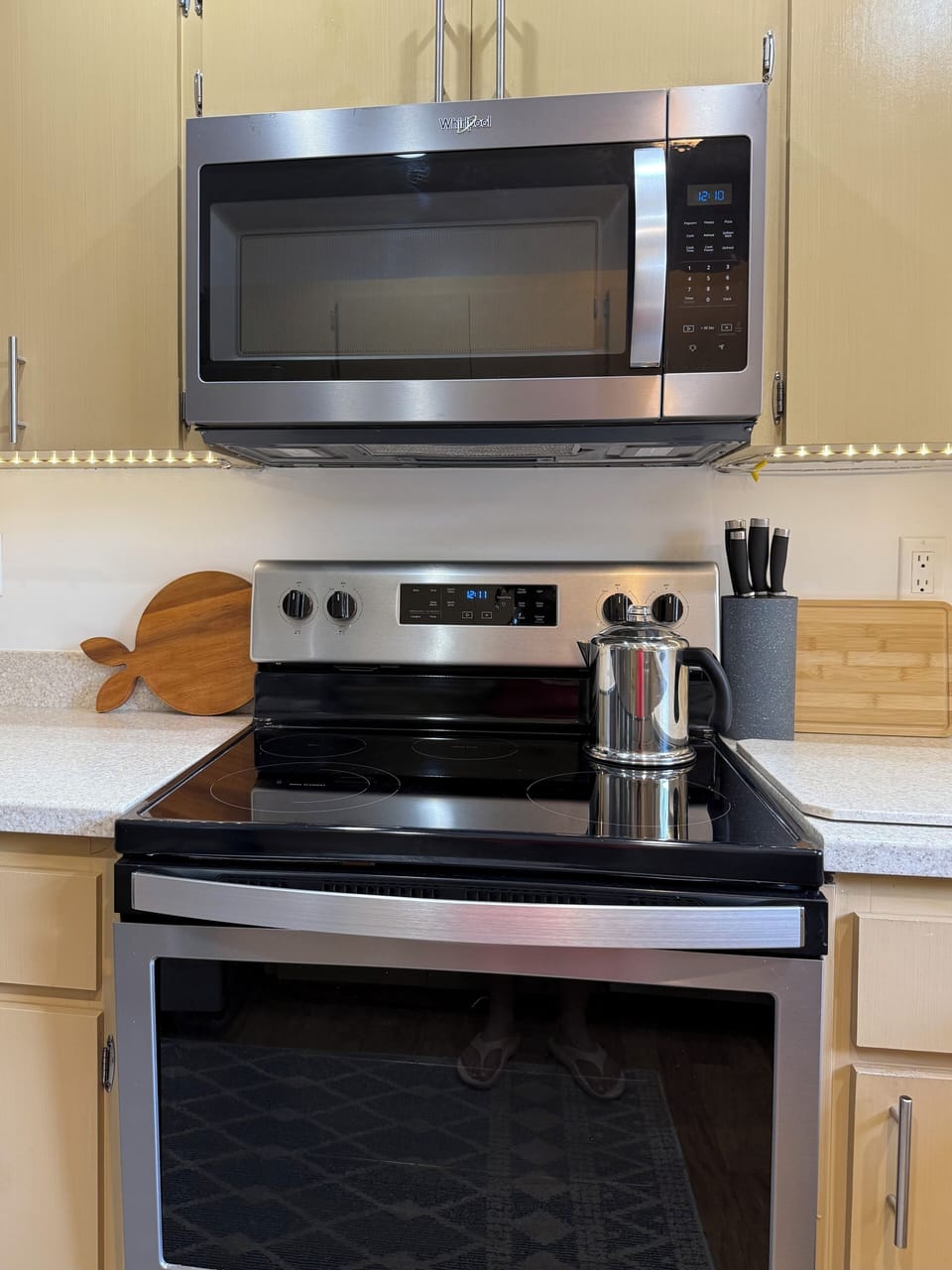 New stove and microwave