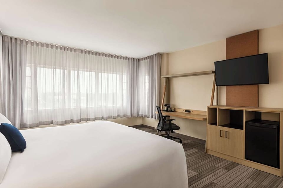 Bedroom. Interior and views may vary based on location and availability.
