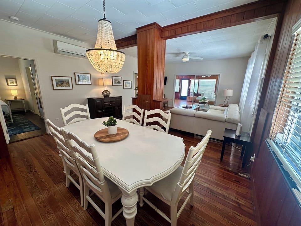 Beach House SK - TSA Exclusive Properties