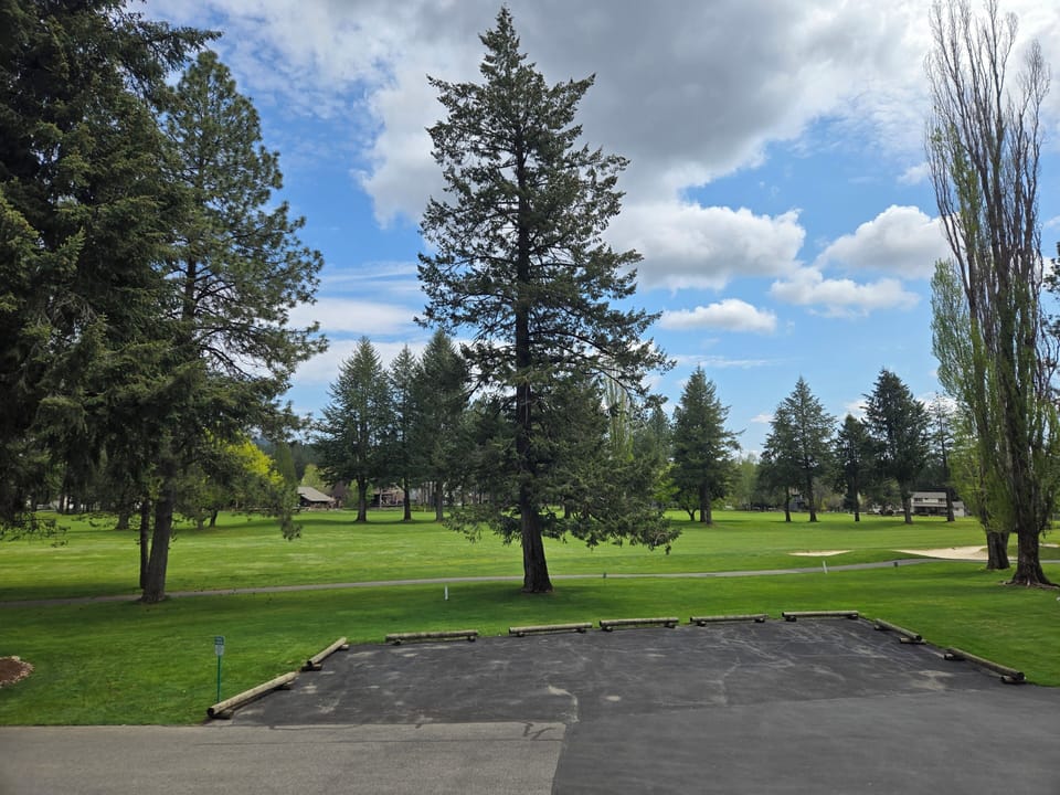 Additional parking for daytime use only