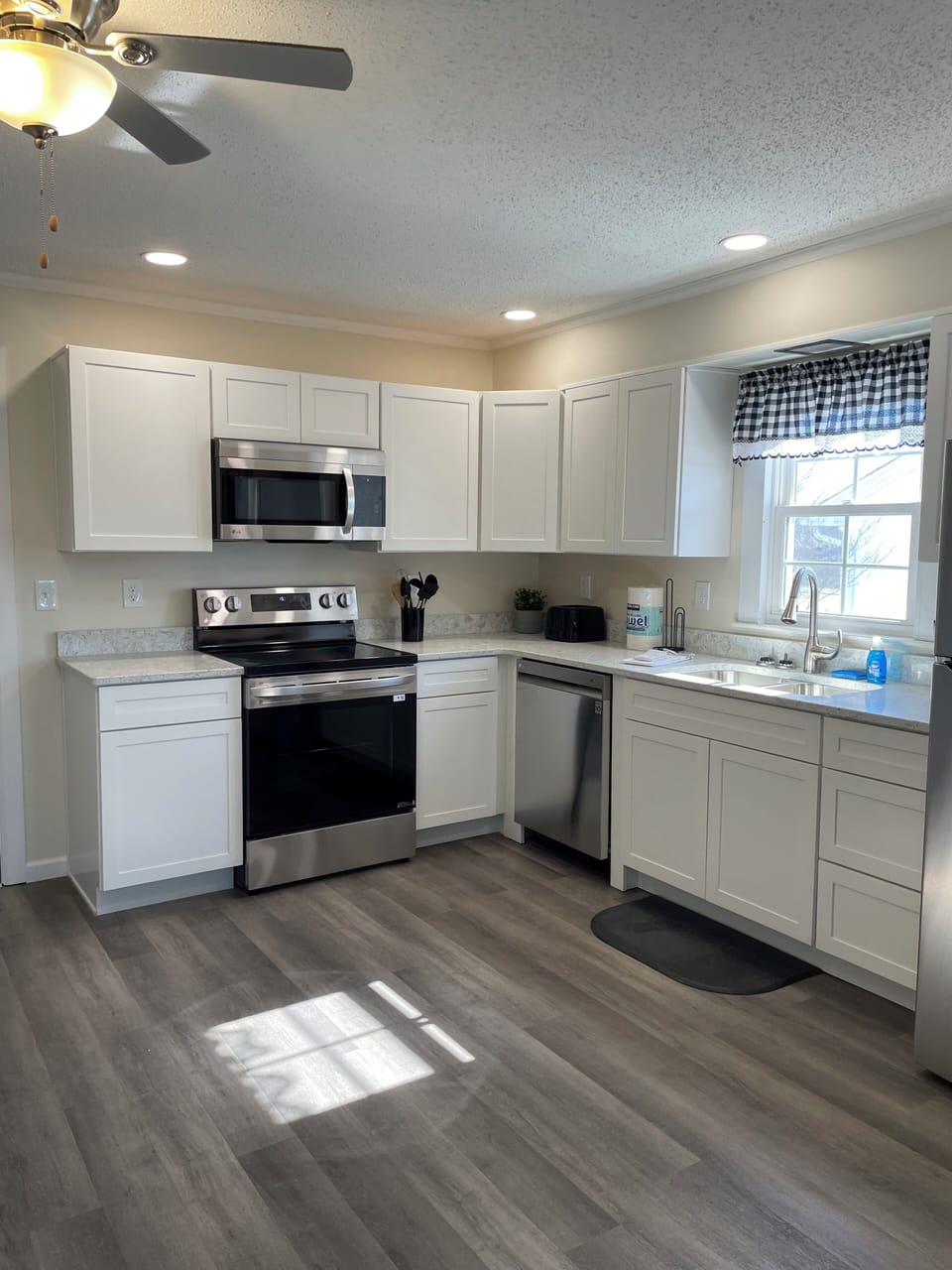 Kitchen area 