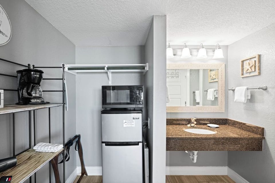 Kitchenette